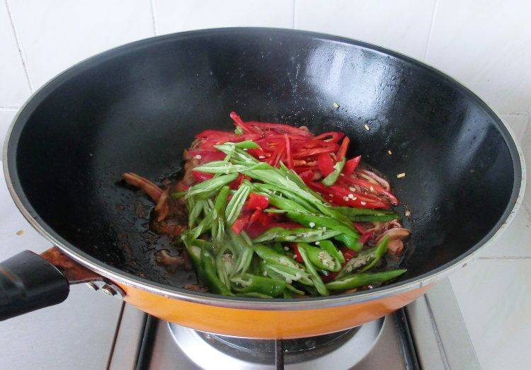 肚丝该怎么炒好吃呢？