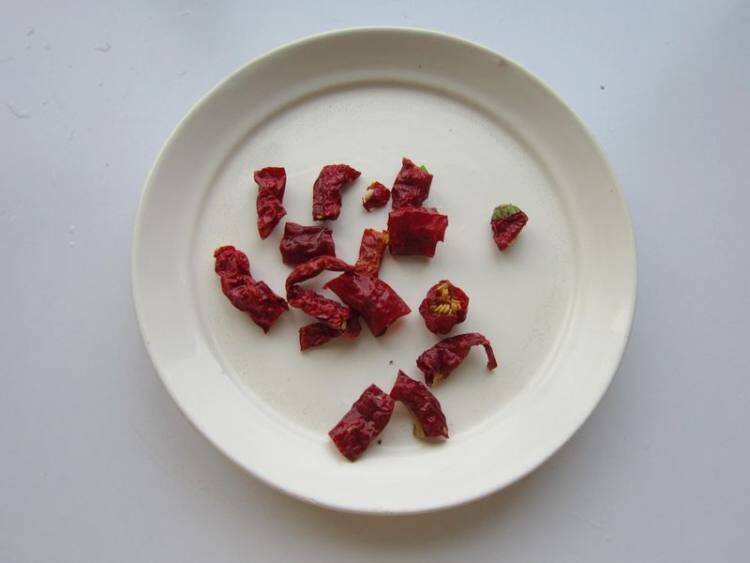 卤豆干该怎么炒好吃呢？