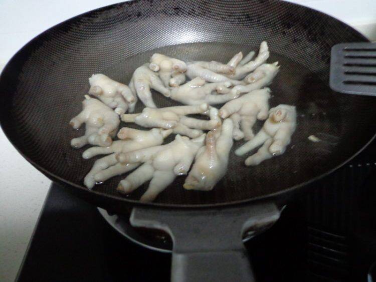 凤爪该怎么炒呢？