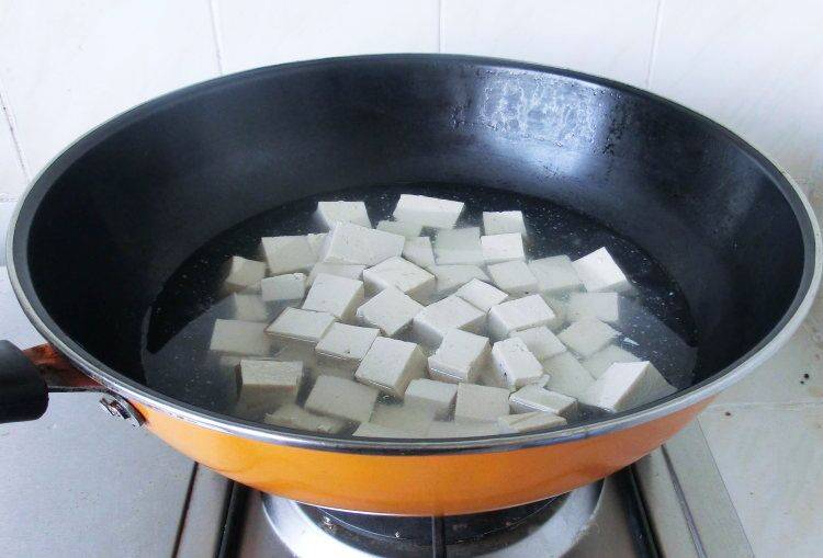 麻婆豆腐该怎么炒呢？