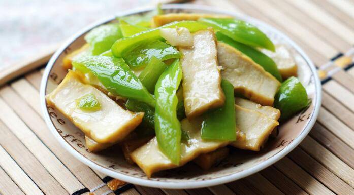 卤豆腐该怎么炒呢？