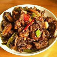 炒血鸭该怎么炒好吃呢？