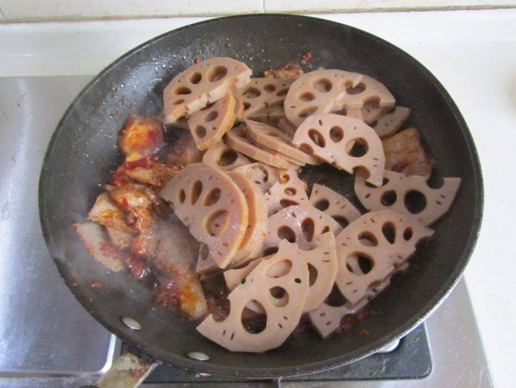卤藕该怎么炒呢？