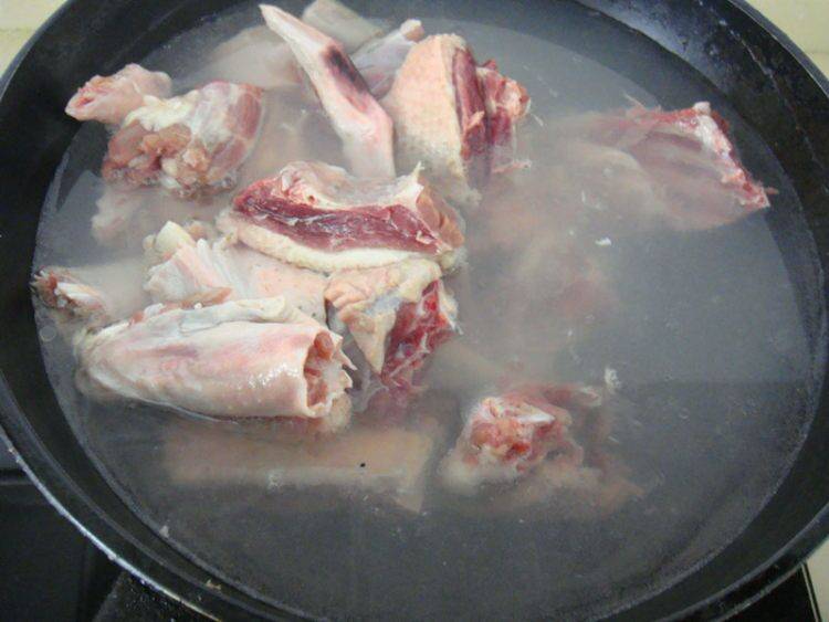 鹅肉该怎么炒呢？