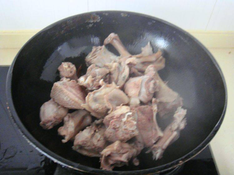鹅肉该怎么炒呢？