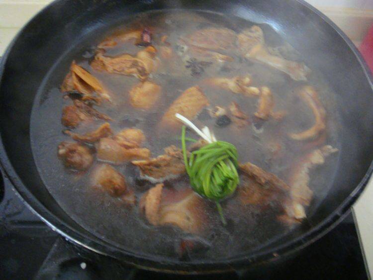 鹅肉该怎么炒呢？