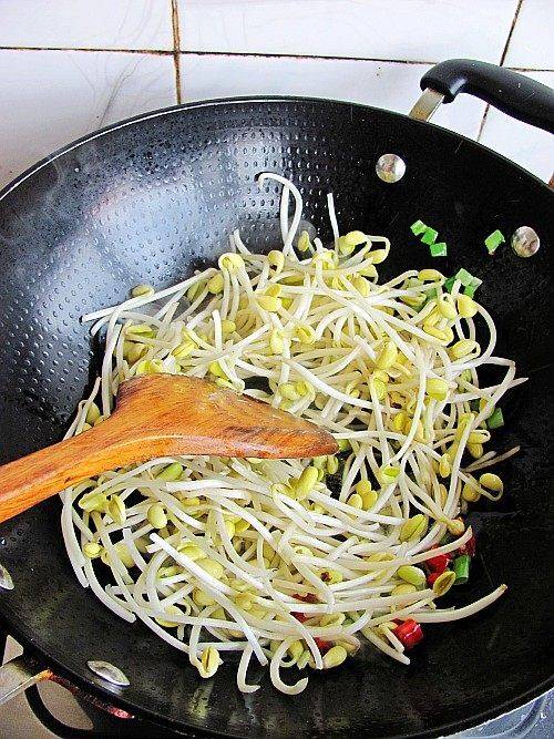 豆芽粉丝该怎么炒好吃呢？