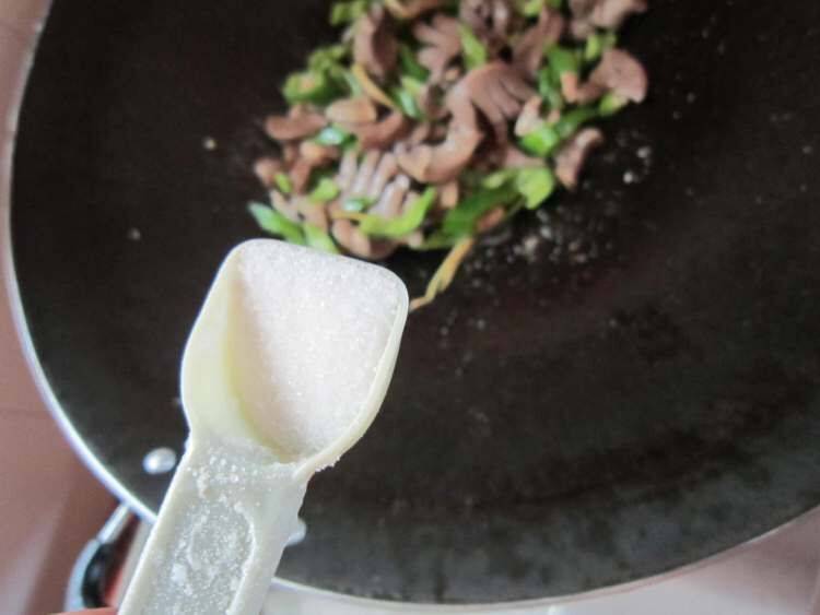 鹅杂该怎么炒呢？