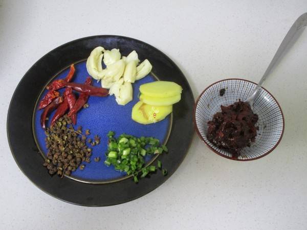 麻辣小龙虾该怎么炒呢？