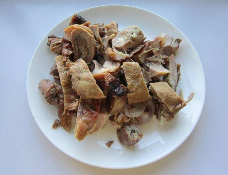 卤鸭该怎么炒呢？