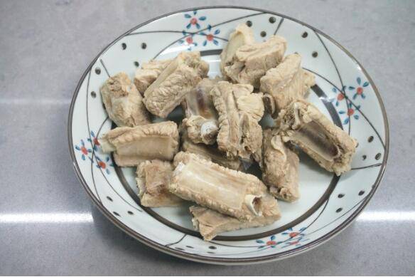 没有油该怎么炒菜呢？