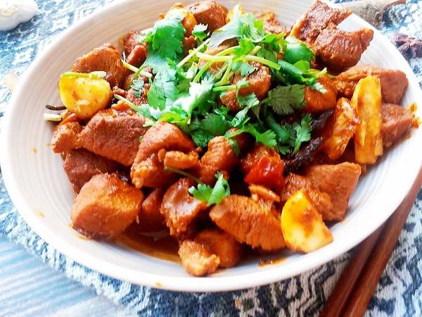 猪肉该怎么炒好吃又简单呢？