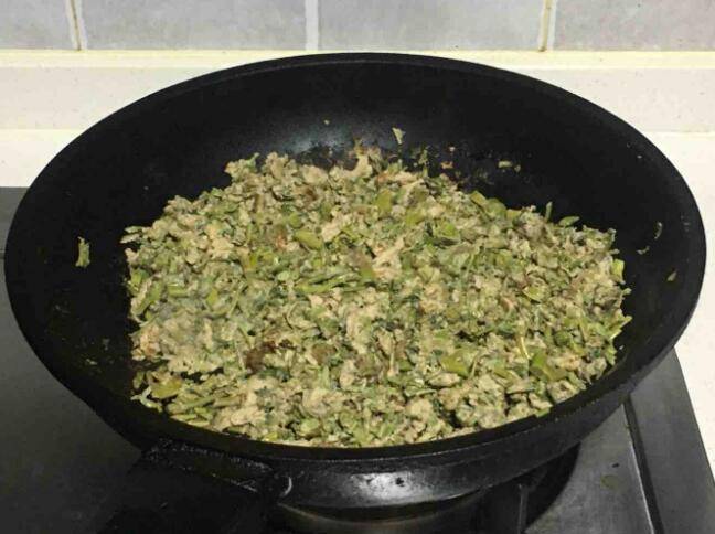 红香椿该怎么吃呢？