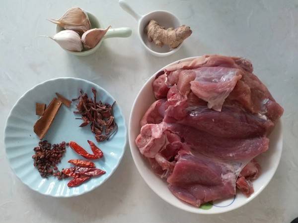 猪肉该怎么炒好吃又简单呢？