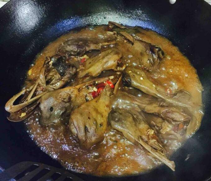 绝味麻辣鸭头的做法呢？
