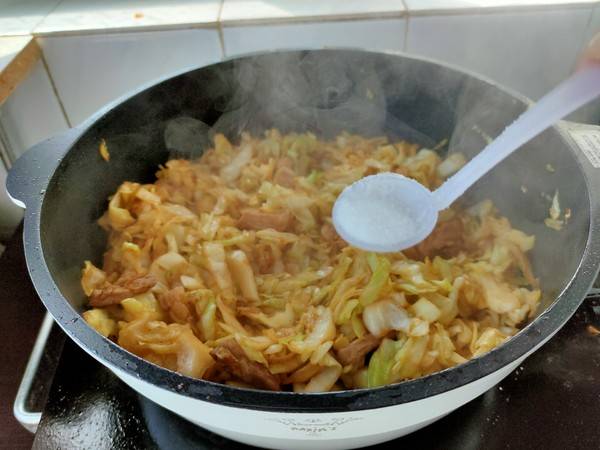 火爆大头菜窍门呢？