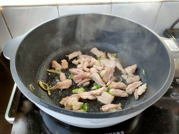 火爆大头菜窍门呢？