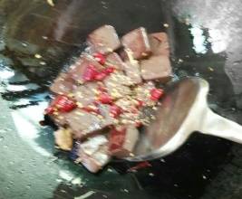 猪红该怎么做菜呢？