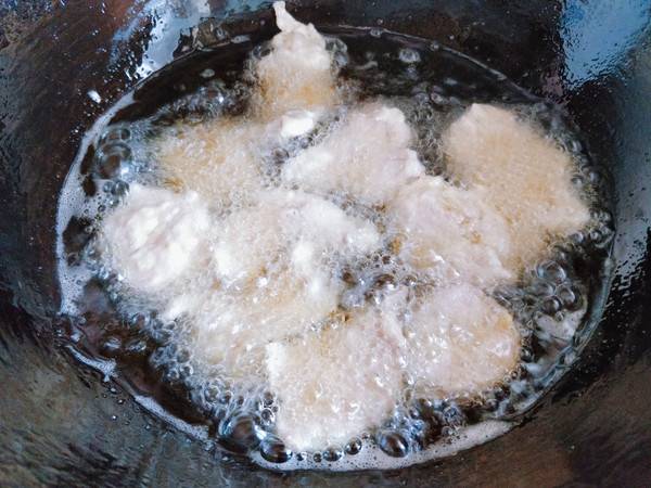 锅包肉是哪里的菜呢？