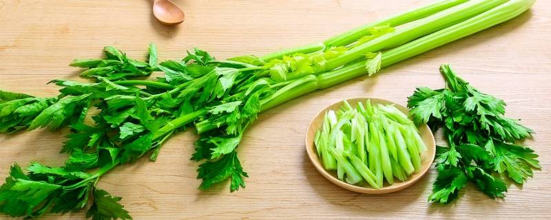 芹菜该怎么做好吃呢？