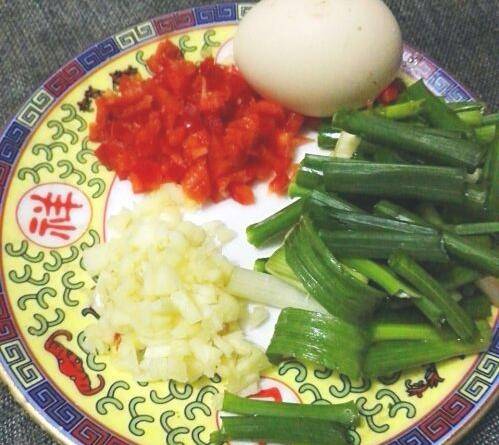 正宗的过油肉该怎么做呢？