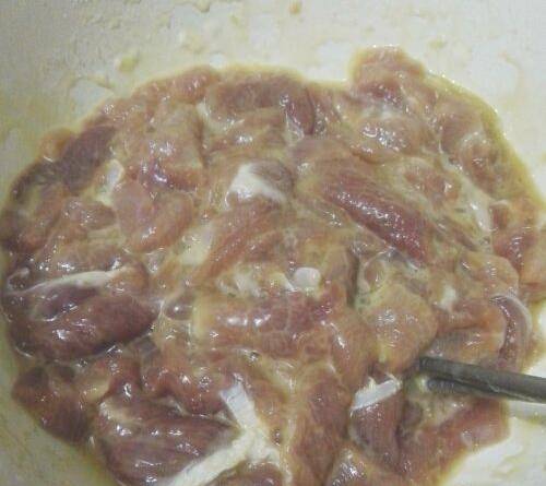 正宗的过油肉该怎么做呢？