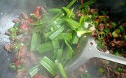 驴肉该怎么炒呢？