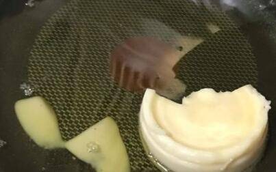 重庆火锅底料该怎么炒呢？