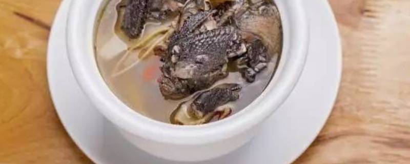 炖乌鸡汤放什么配料呢？