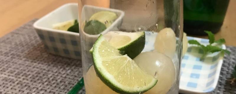荔枝汁该怎么洗呢？