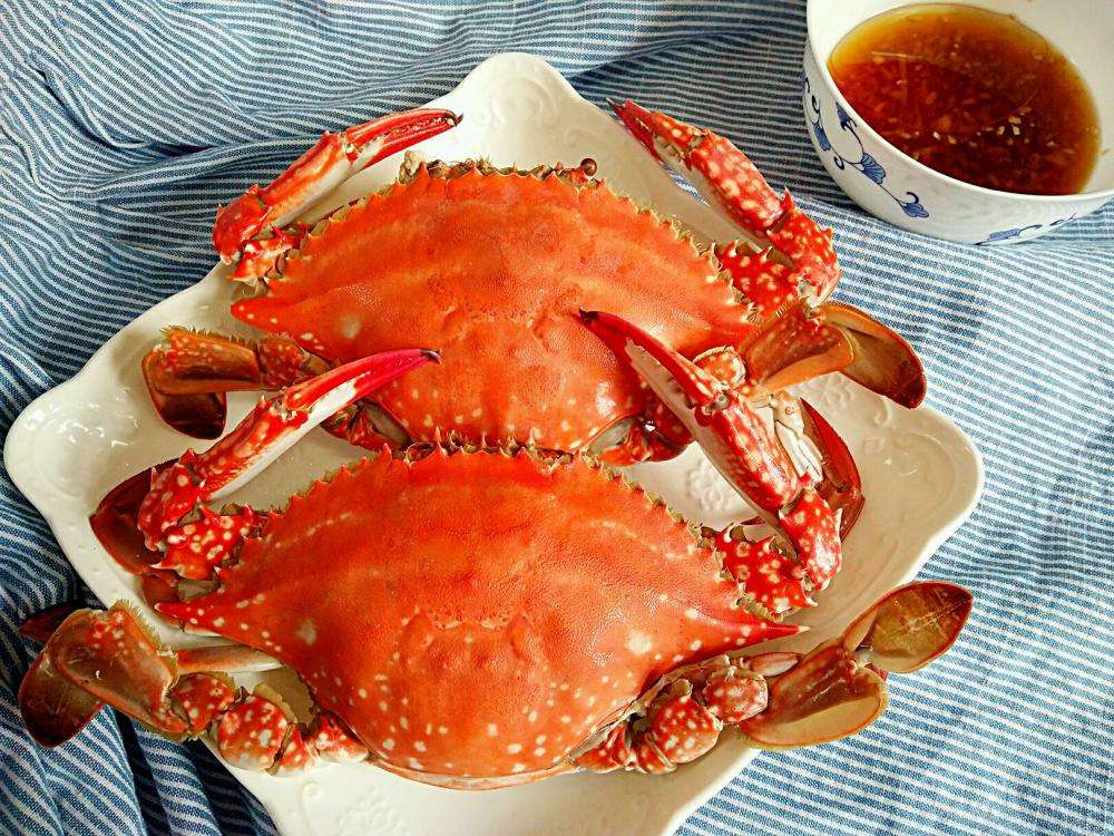 梭子蟹蒸多久呢？