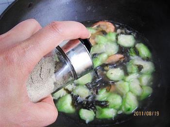 紫菜丝瓜汤怎么做，紫菜丝瓜汤怎么做好吃，紫菜丝瓜汤做法