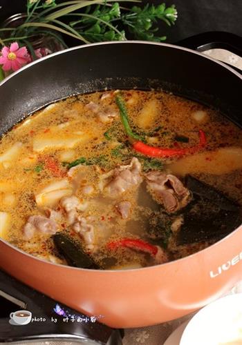 家庭涮羊肉火锅怎么做，家庭涮羊肉火锅怎么做好吃，家庭涮羊肉火锅做法