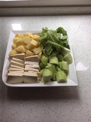 香草酸汤火锅怎么做，香草酸汤火锅怎么做好吃，香草酸汤火锅做法