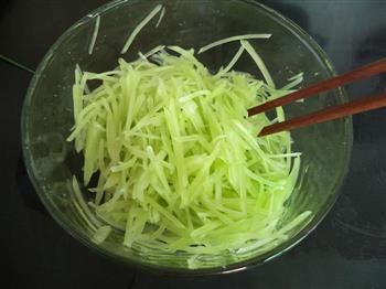 葱油莴笋怎么做，葱油莴笋怎么做好吃，葱油莴笋做法