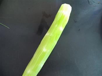 葱油莴笋怎么做，葱油莴笋怎么做好吃，葱油莴笋做法