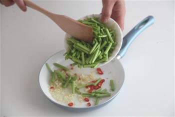 蒜泥空心菜怎么做，蒜泥空心菜怎么做好吃，蒜泥空心菜做法