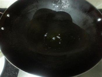 清蒸鲈鱼怎么做，清蒸鲈鱼怎么做好吃，清蒸鲈鱼做法