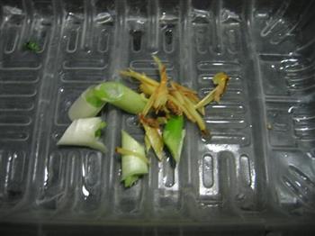 莼菜鸡丝汤怎么做，莼菜鸡丝汤怎么做好吃，莼菜鸡丝汤做法