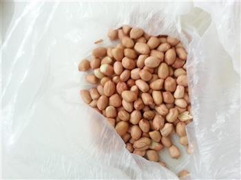 盐烤花生怎么做，盐烤花生怎么做好吃，盐烤花生做法