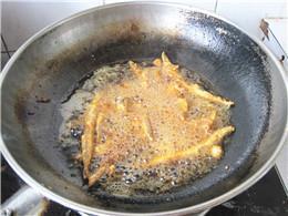 酥炸多春鱼怎么做，酥炸多春鱼怎么做好吃，酥炸多春鱼做法