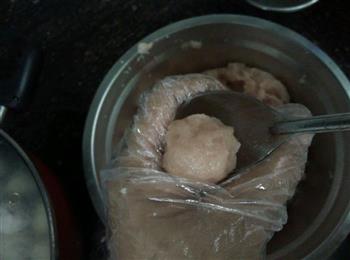 手工鱼肉丸怎么做，手工鱼肉丸怎么做好吃，手工鱼肉丸做法