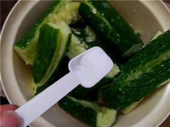 麻辣拍黄瓜怎么做，麻辣拍黄瓜怎么做好吃，麻辣拍黄瓜做法