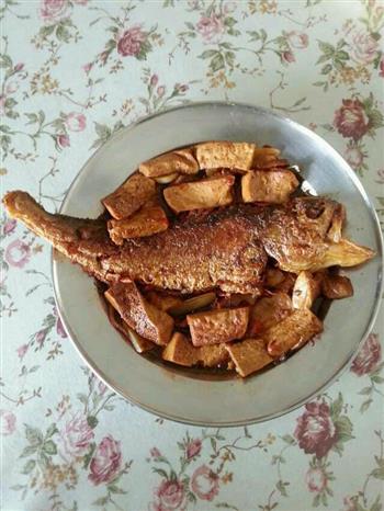黄鱼烧豆腐怎么做，黄鱼烧豆腐怎么做好吃，黄鱼烧豆腐做法