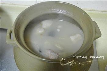 海参花胶鸡汤怎么做，海参花胶鸡汤怎么做好吃，海参花胶鸡汤做法