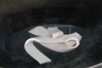 彩色水晶蛋怎么做，彩色水晶蛋怎么做好吃，彩色水晶蛋做法