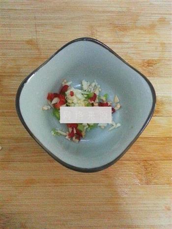 韩式香葱金针菇饼怎么做，韩式香葱金针菇饼怎么做好吃，韩式香葱金针菇饼做法