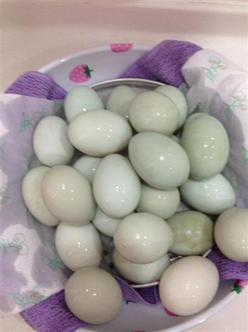 咸鸭蛋怎么做，咸鸭蛋怎么做好吃，咸鸭蛋做法