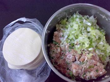 京葱鲜肉烧卖怎么做，京葱鲜肉烧卖怎么做好吃，京葱鲜肉烧卖做法