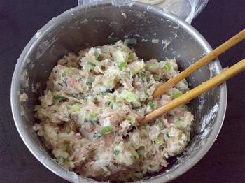 京葱鲜肉烧卖怎么做，京葱鲜肉烧卖怎么做好吃，京葱鲜肉烧卖做法